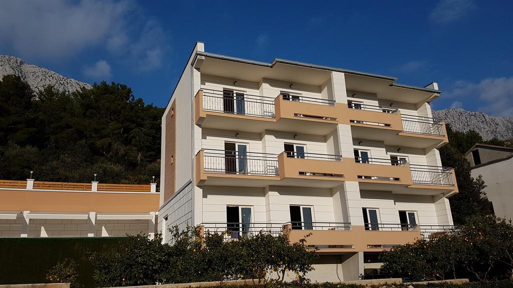 Apartments Villa Katija Дрвеник Екстер'єр фото